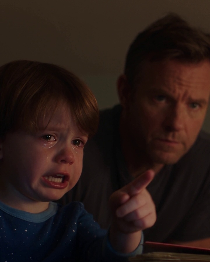 Noah Kept Saying Someone Had Been Inside His Room — Then Ethan Played the Security Recording and Rachel Recognized Him